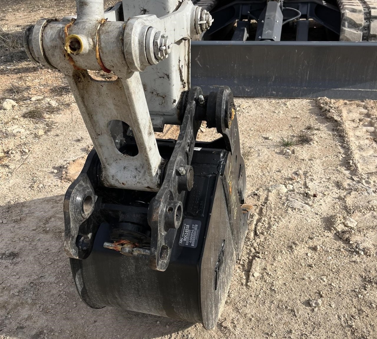 2023 TAKEUCHI TB260
