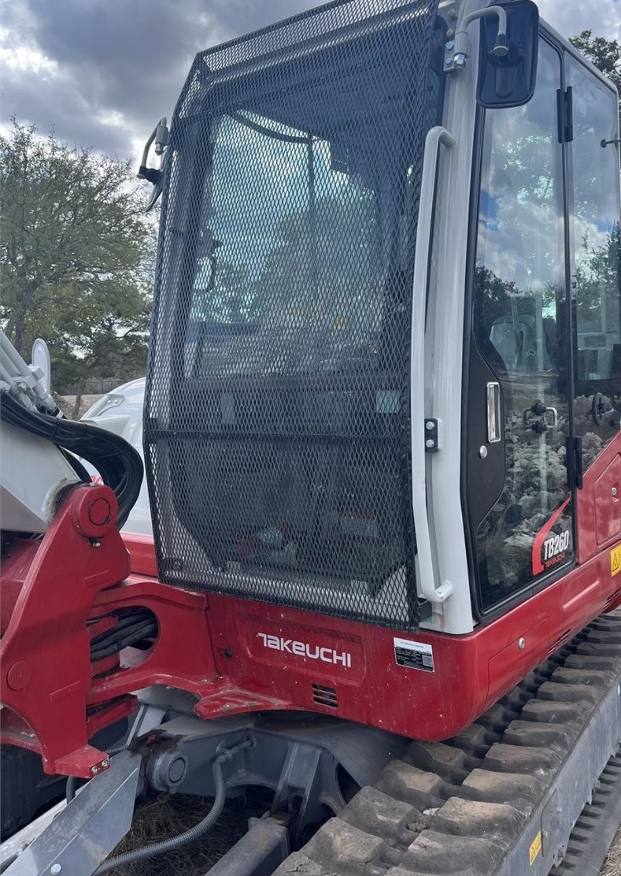 2023 TAKEUCHI TB260