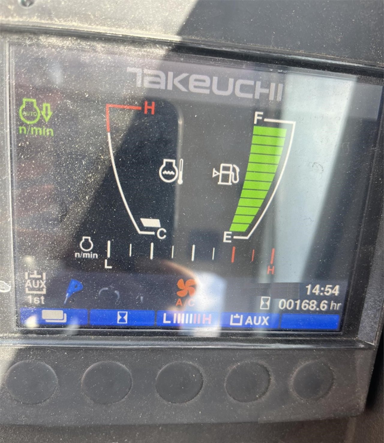 2023 TAKEUCHI TB260