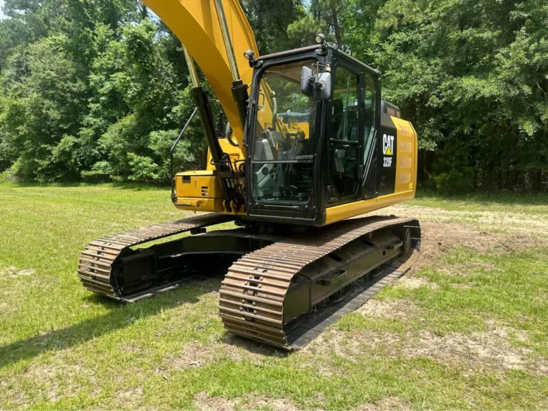 2018 CATERPILLAR 320FL