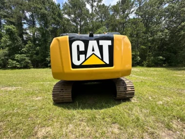 2018 CATERPILLAR 320FL