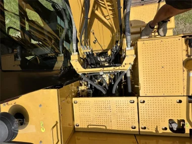 2018 CATERPILLAR 320FL