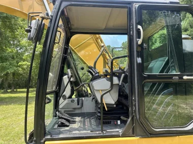2018 CATERPILLAR 320FL