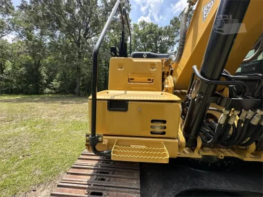 2018 CATERPILLAR 320FL