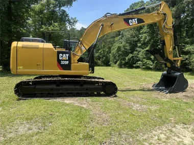 2018 CATERPILLAR 320FL