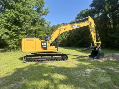 2018 CATERPILLAR 320FL