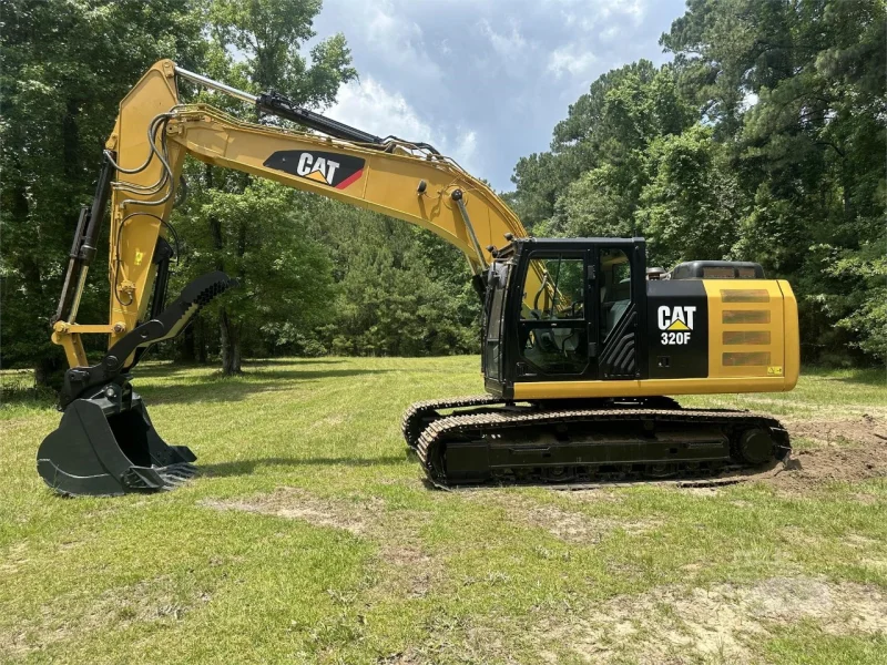 2018 CATERPILLAR 320FL