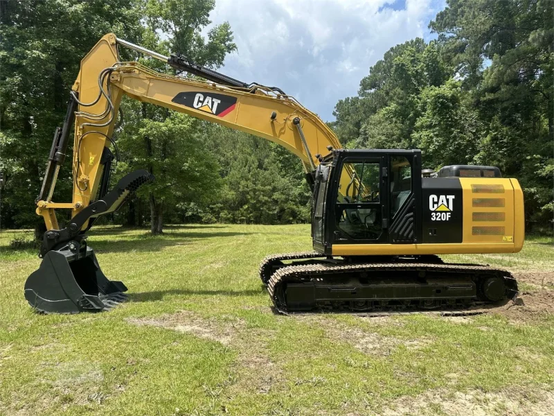 2018 CATERPILLAR 320FL