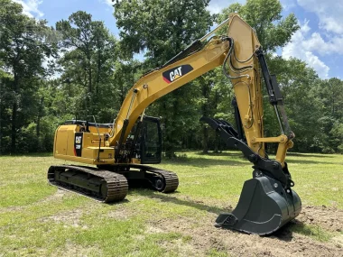 2018 CATERPILLAR 320FL