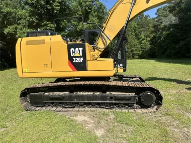 2018 CATERPILLAR 320FL