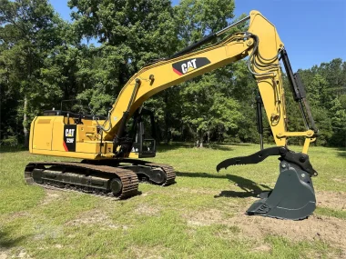 2018 CATERPILLAR 320FL