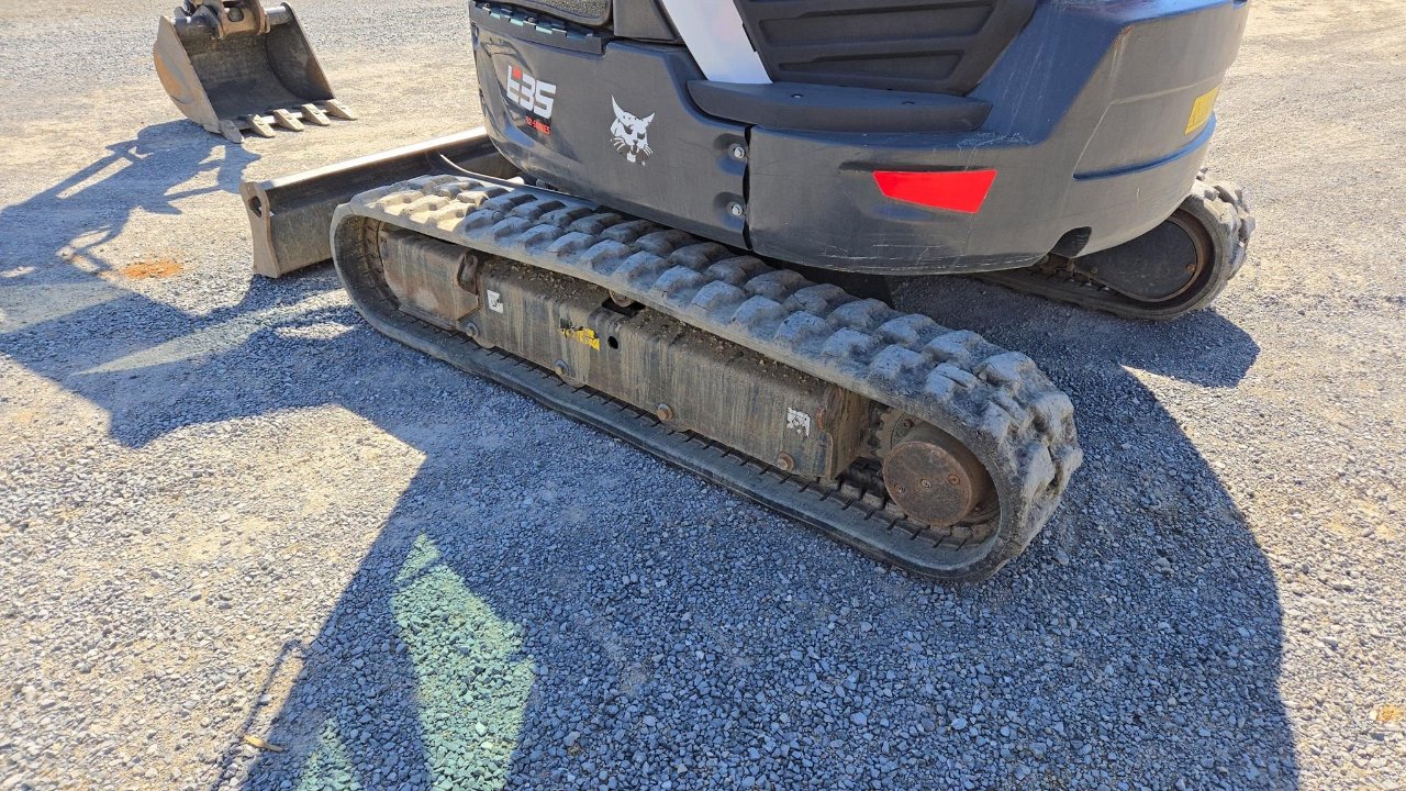 2022 BOBCAT E35R2