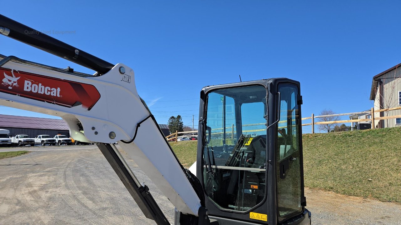 2022 BOBCAT E35R2