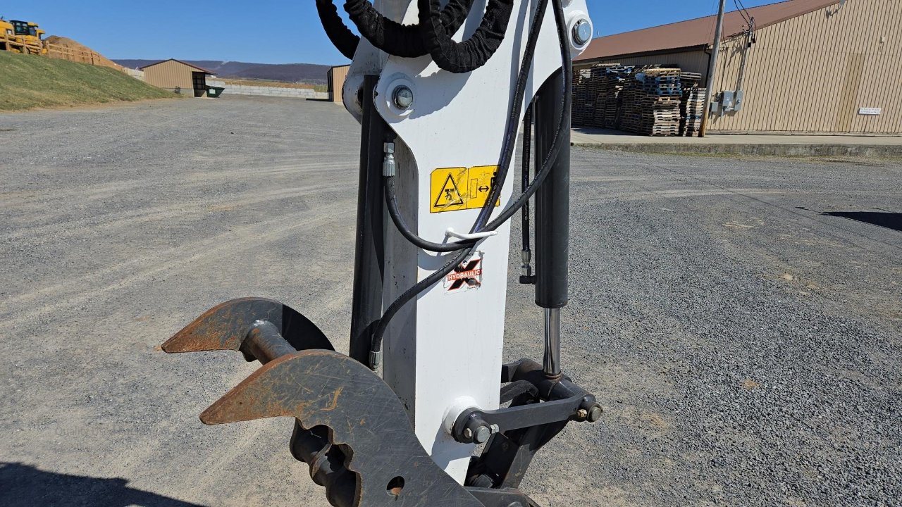 2022 BOBCAT E35R2