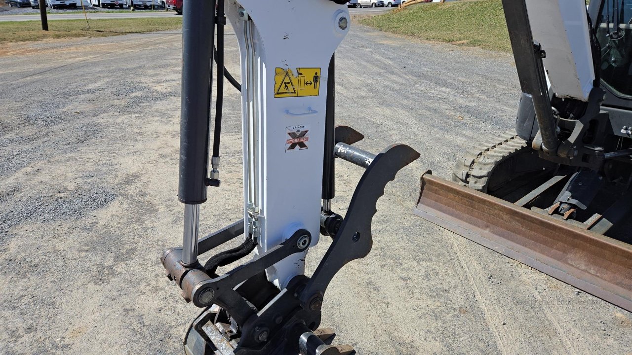 2022 BOBCAT E35R2