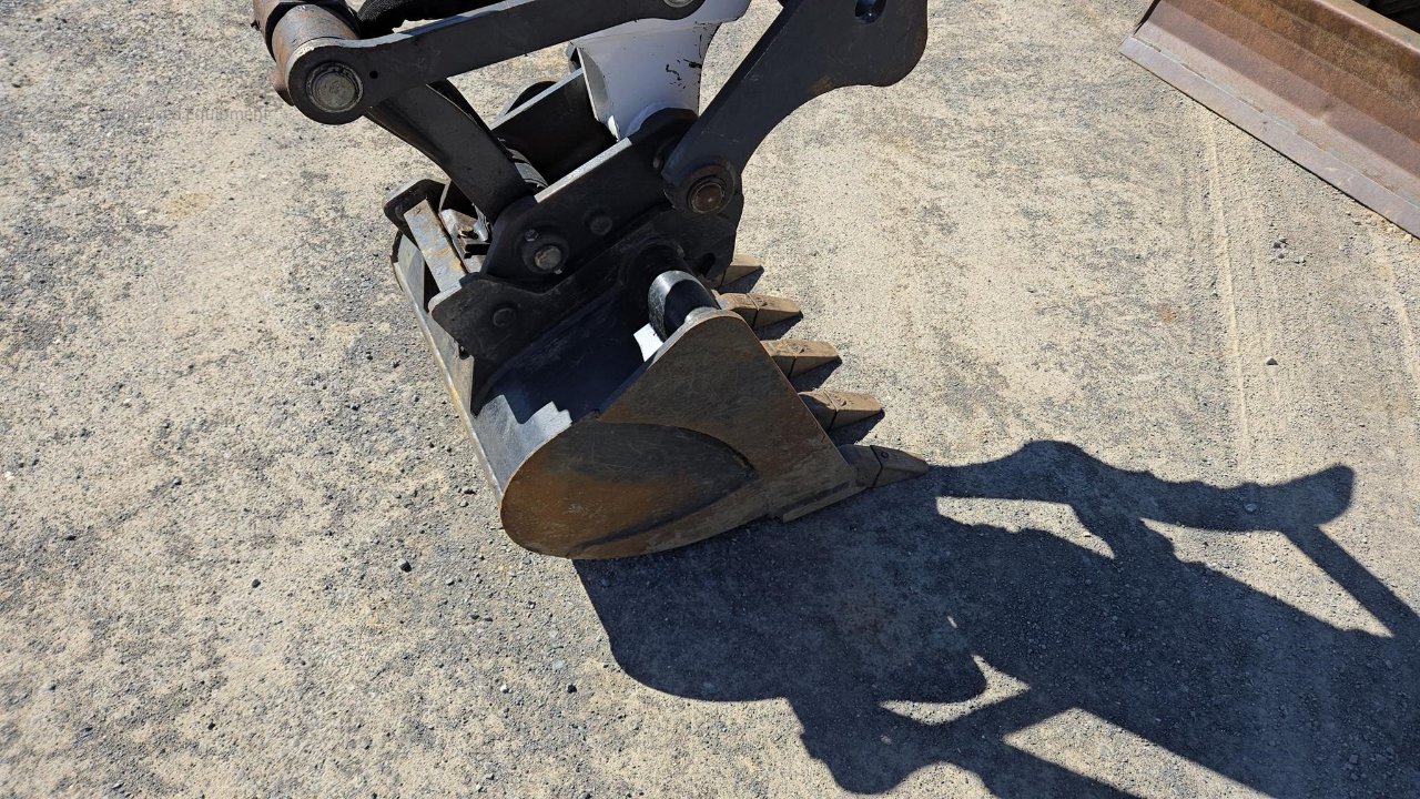 2022 BOBCAT E35R2