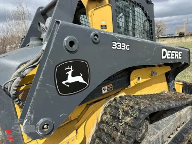 2021 DEERE 333G