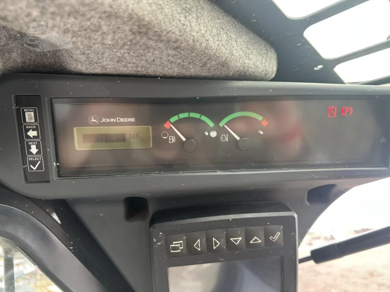 2021 DEERE 333G