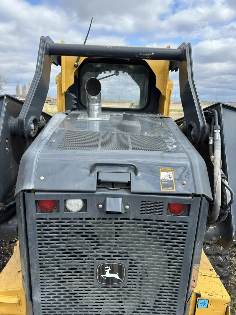 2021 DEERE 333G