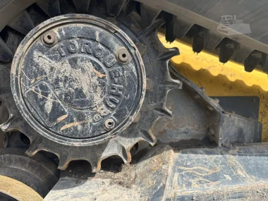 2021 DEERE 333G
