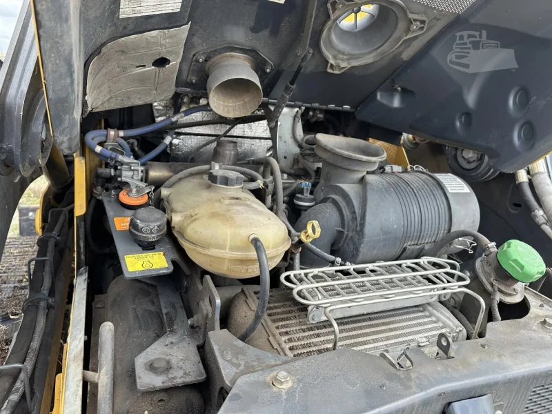 2021 DEERE 333G