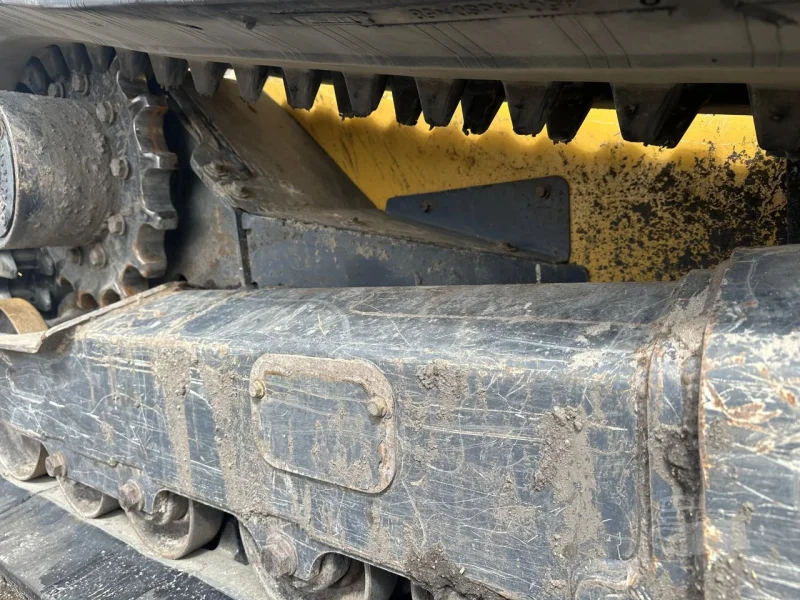 2021 DEERE 333G