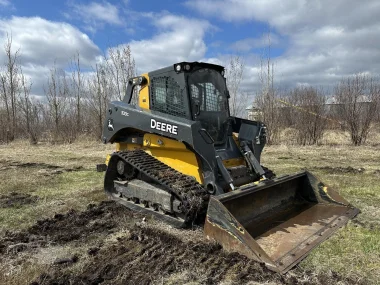 2021 DEERE 333G