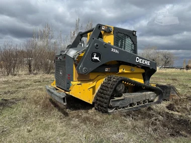 2021 DEERE 333G